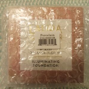 Laura Geller Baked Balance-N-Glow Illuminating Foundation - Porcelain